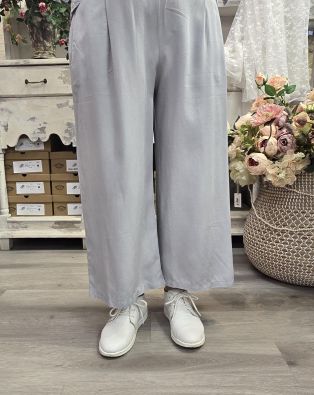 Blueberry housut 24023 Silver vaaleanharmaa super pehmeä lyocell
